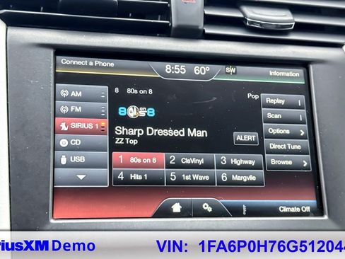 Used 2016 Ford Fusion SE image 31