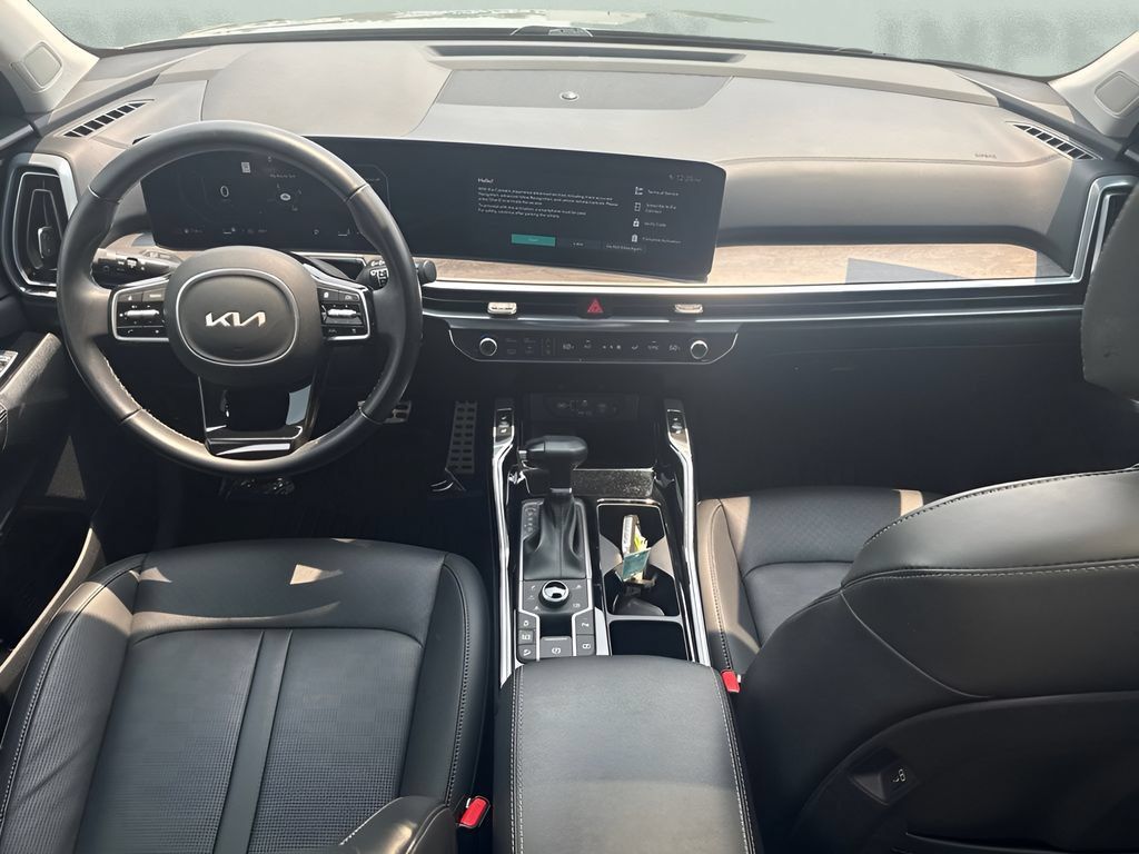 Used 2025 Kia Sorento SX AWD/4WD image 15
