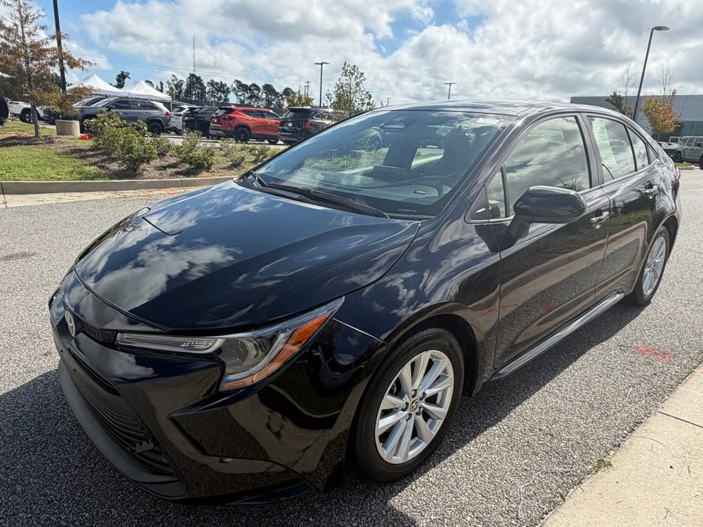 Used 2023 Toyota Corolla LE FWD image 50