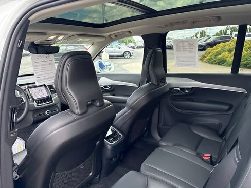 Certified 2023 Volvo XC90 B5 Core w/ Climate Package AWD/4WD image 31
