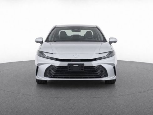 Certified 2025 Toyota Camry LE FWD image 5
