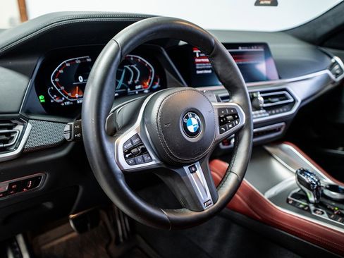 Used 2020 BMW X6 xDrive40i w/ M Sport Package image 39