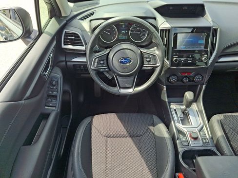 Certified 2023 Subaru Forester Premium AWD/4WD image 11
