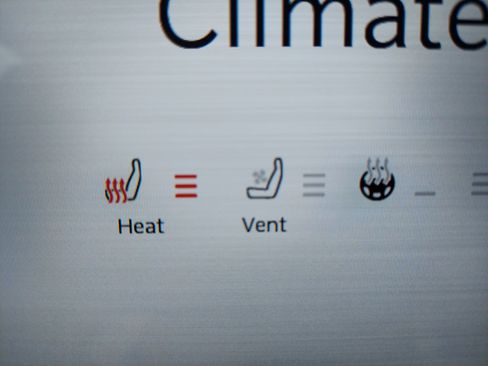 Certified 2024 RAM 1500 Laramie image 24