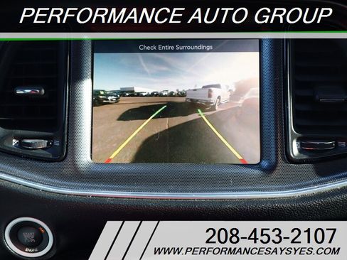 Used 2015 Dodge Challenger SXT Plus image 10