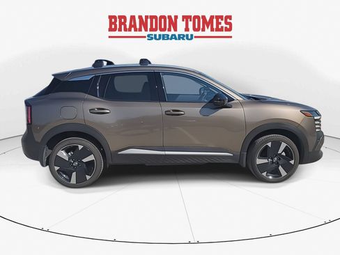 Used 2026 Nissan Kicks SR FWD image 10