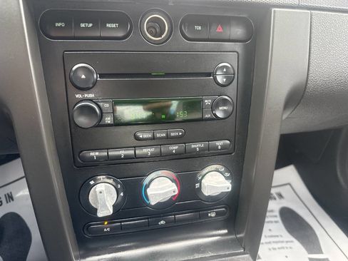 Used 2006 Ford Mustang GT image 16