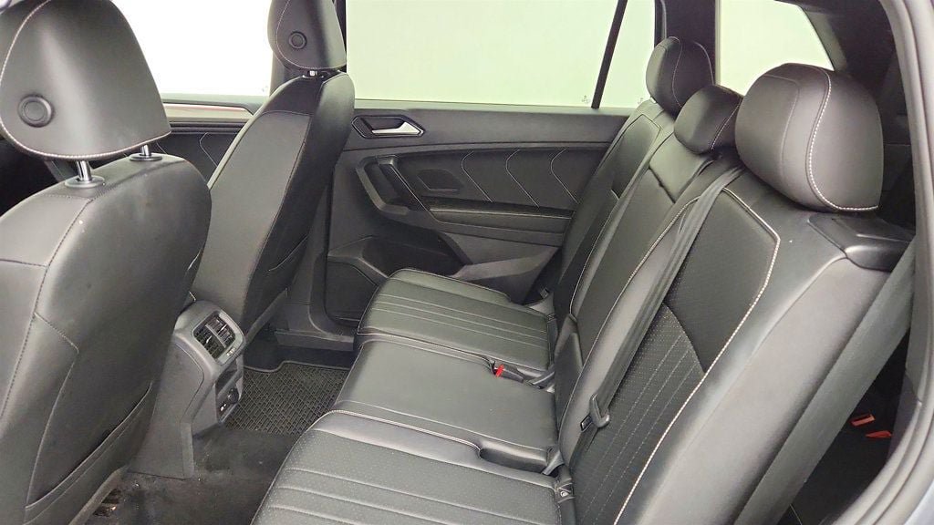 Used 2023 Volkswagen Tiguan SE R-Line FWD image 20