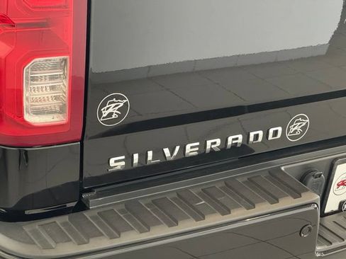 Used 2018 Chevrolet Silverado 1500 High Country AWD/4WD image 44