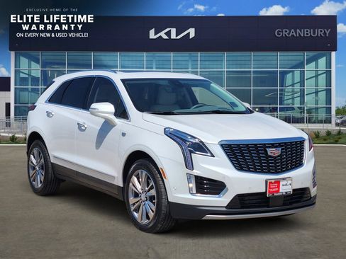 Used 2026 Cadillac XT5 Premium Luxury w/ Driver Assist Package FWD image 3