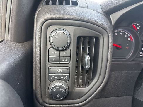 Used 2021 Chevrolet Silverado 1500 Custom image 20