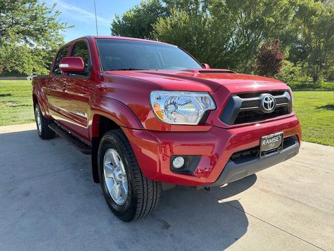 Used 2013 Toyota Tacoma 4x4 Double Cab w/ TRD Sport Pkg image 8