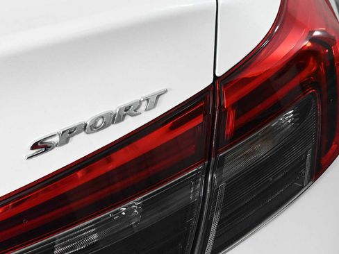 Used 2024 Honda Civic Sport image 8