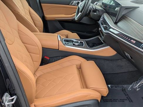 Used 2026 BMW X5 xDrive50e w/ M Sport Package image 22