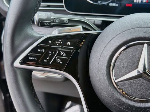 Used 2025 Mercedes-Benz GLE 350 4MATIC image 37