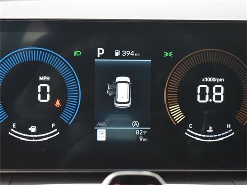 Used 2025 Hyundai Santa Fe SEL image 12