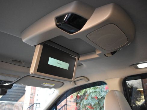 Used 2020 Honda Pilot Elite image 15