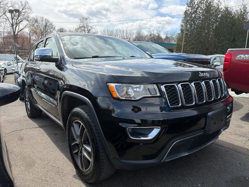 Used 2020 Jeep Grand Cherokee Limited image 3