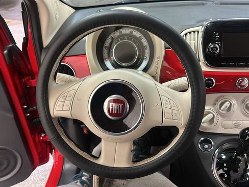 Used 2016 FIAT 500 Pop FWD image 18