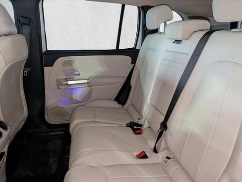 New 2025 Mercedes-Benz EQB 300 4MATIC image 17