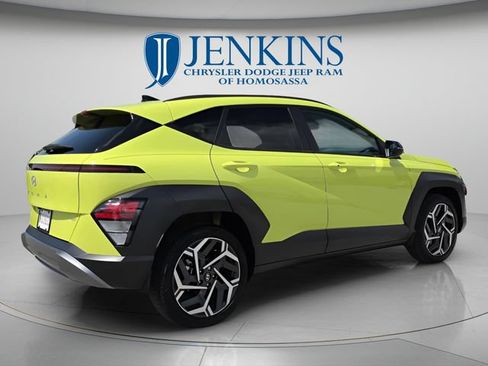 Used 2026 Hyundai Kona SEL Premium FWD image 4