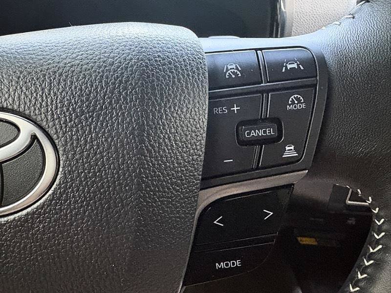 Used 2026 Toyota Camry SE FWD image 22