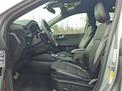 Certified 2023 Ford Escape ST-Line image 17