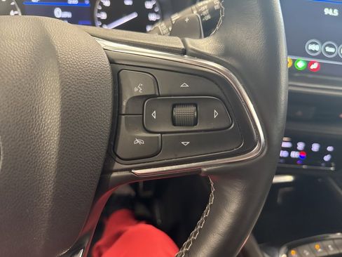 Used 2023 Buick Envision Preferred w/ Sport Touring Package image 11