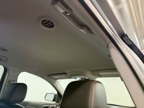 Used 2023 GMC Acadia AT4 AWD/4WD image 17