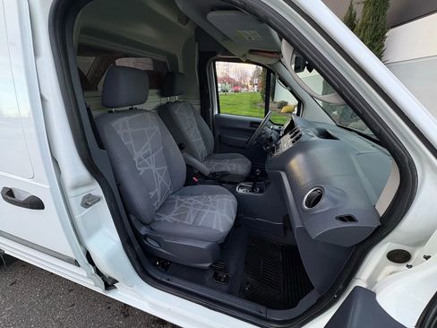Used 2013 Ford Transit Connect XLT image 23