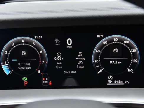 New 2026 Volkswagen Tiguan SE R-Line AWD/4WD image 12