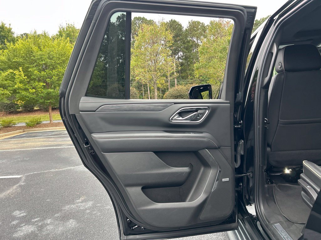 Used 2023 GMC Yukon SLT RWD image 58