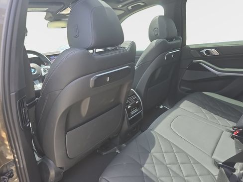 Used 2024 BMW X5 sDrive40i w/ M Sport Package RWD image 8