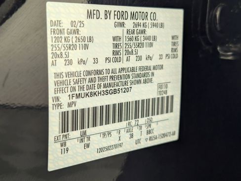 Certified 2025 Ford Explorer ST-Line image 28