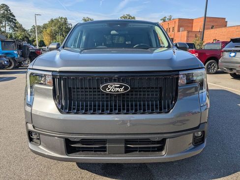 New 2025 Ford Maverick Lobo image 9