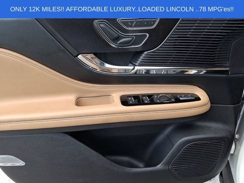 Used 2022 Lincoln Corsair Grand Touring AWD/4WD image 12