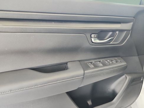 Used 2024 Honda CR-V EX image 16