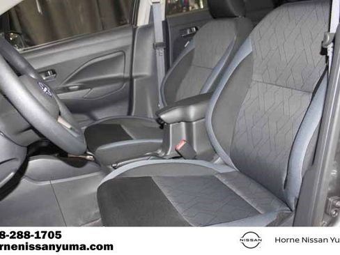 Used 2025 Nissan Versa SV w/ Trunk Package image 4