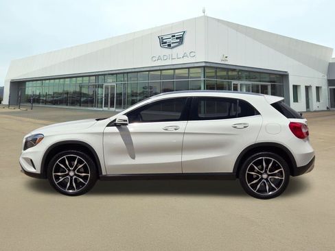 Used 2017 Mercedes-Benz GLA 250 image 3