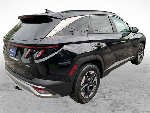 Used 2025 Hyundai Tucson SEL AWD/4WD image 3