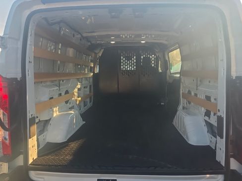 Used 2025 Ford Transit 250 Low Roof w/ Exterior Upgrade Package RWD image 9