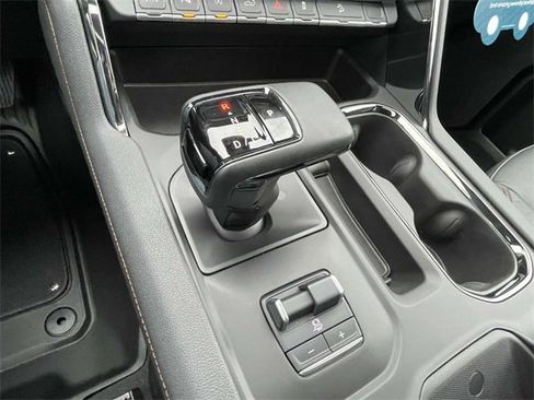 Certified 2024 GMC Sierra 1500 AT4 w/ Technology Package image 20