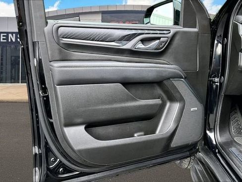 Used 2024 GMC Yukon XL Denali AWD/4WD image 18