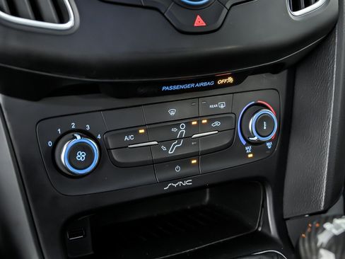 Used 2018 Ford Focus ST image 32