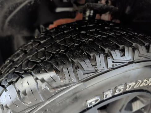 Used 2021 Jeep Cherokee Trailhawk w/ Sun, Sound & Nav Group image 41