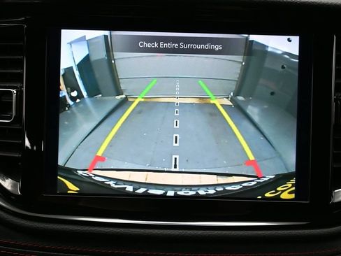 Used 2025 Dodge Durango GT AWD/4WD image 23