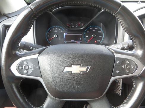 Used 2017 Chevrolet Colorado LT w/ LT Convenience Package RWD image 16