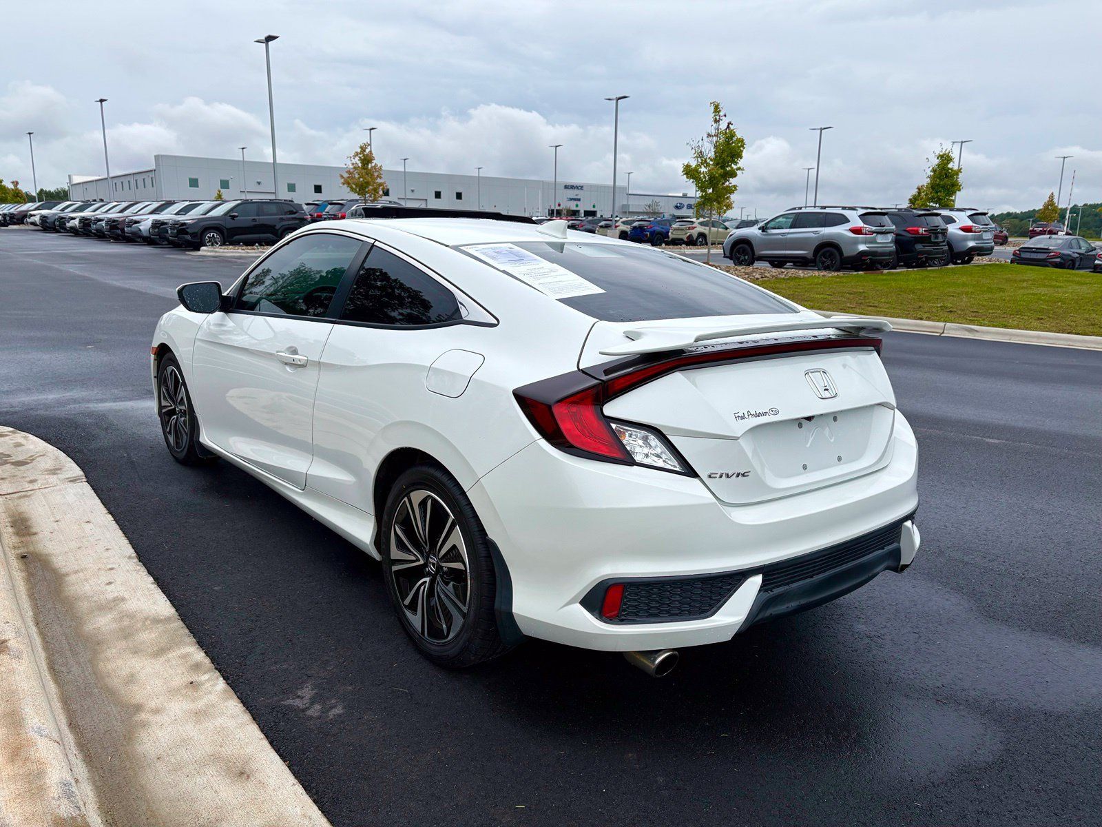 Used 2016 Honda Civic EX-L image 6
