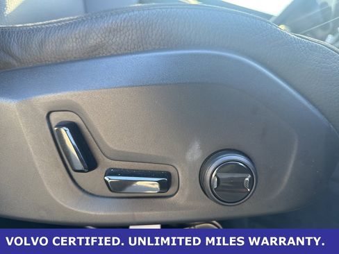 Certified 2025 Volvo XC60 B5 Plus image 11