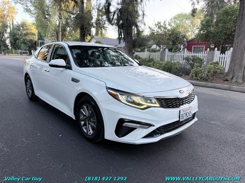 Used 2019 Kia Optima LX FWD image 3